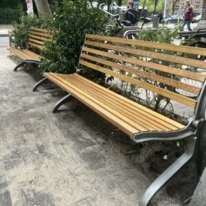 Gevelbank 157 cm vrijstaand, blanke steunen